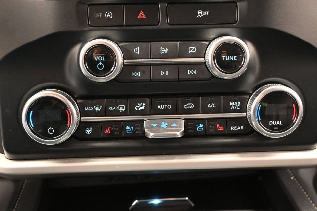 Certified 2024 Ford Expedition XLT RWD image 23