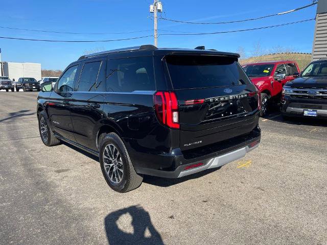 Certified 2025 Ford Expedition Platinum AWD/4WD image 3