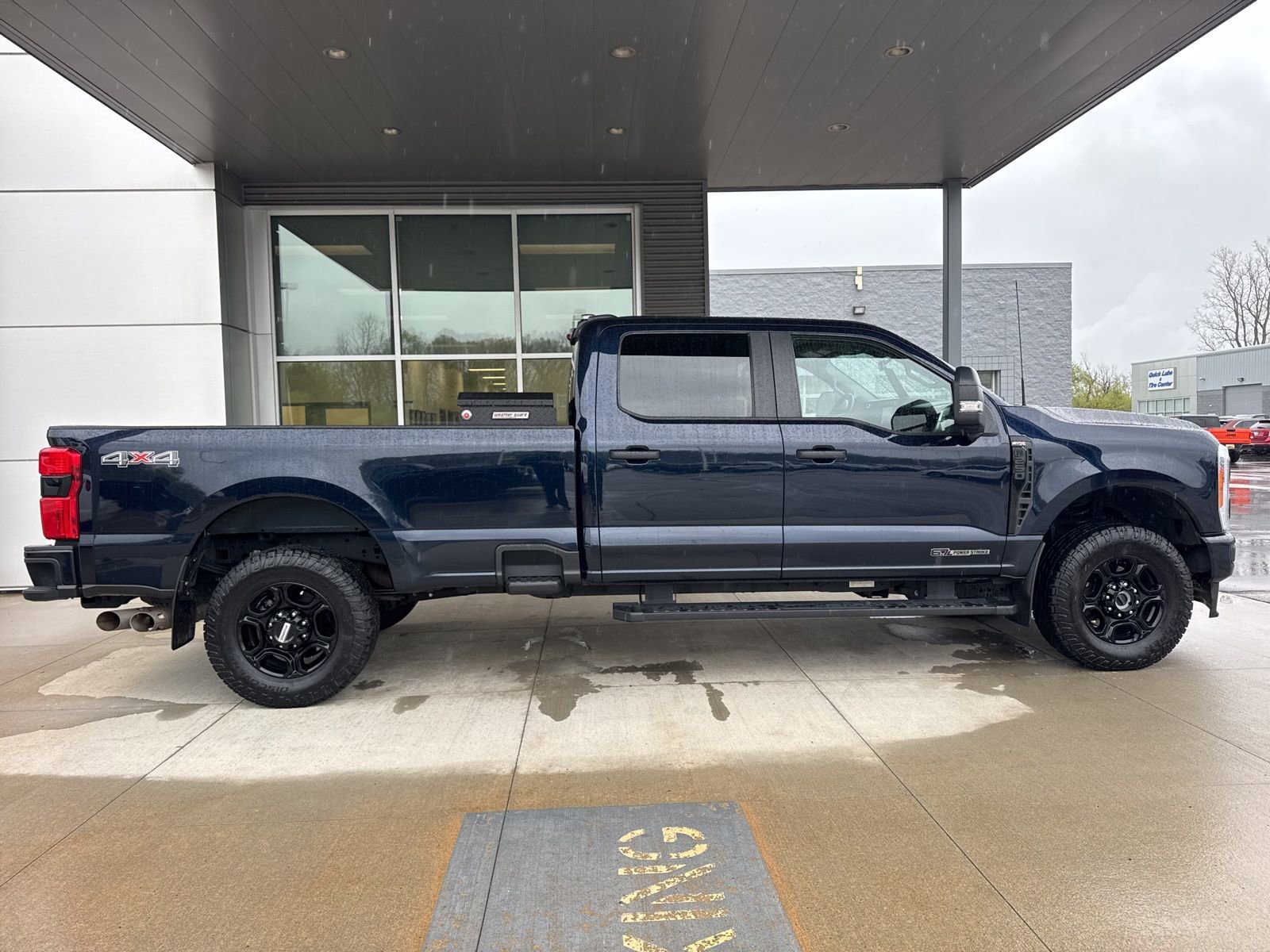 Certified 2023 Ford F250 XL w/ STX Appearance Package AWD/4WD image 9