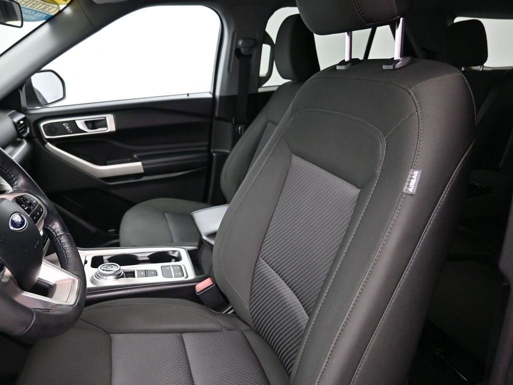 Certified 2022 Ford Explorer XLT image 29