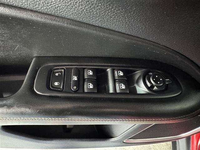 Used 2019 Jeep Compass Limited w/ Safety & Security Group AWD/4WD image 17