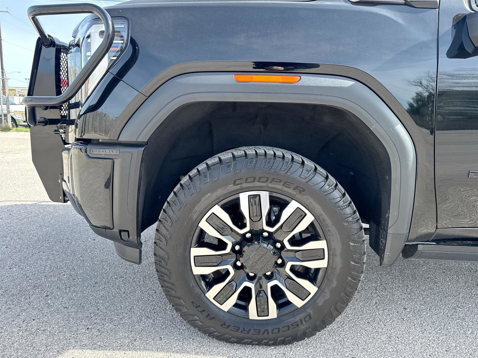 Used 2024 GMC Sierra 2500 Denali Ultimate image 19