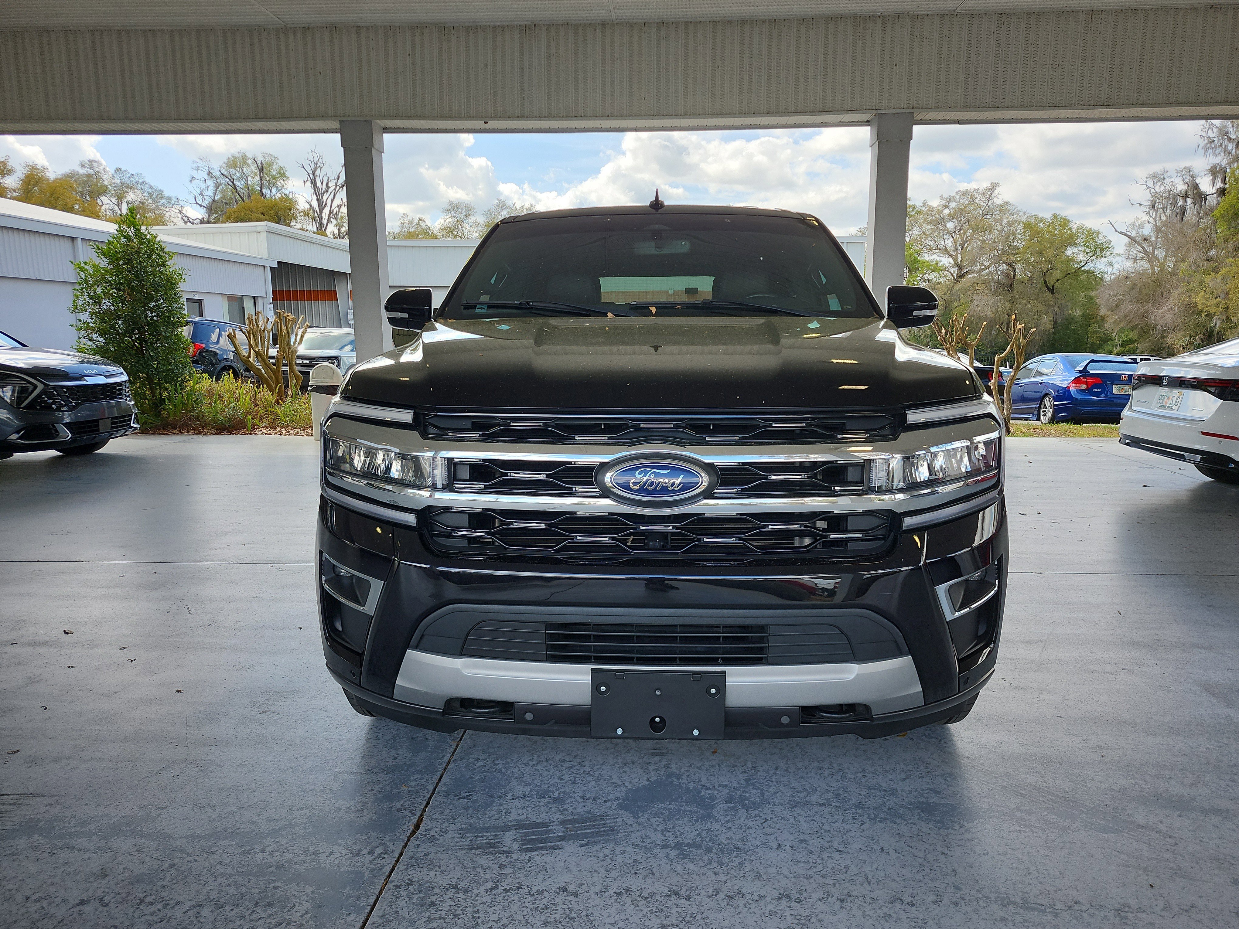 Certified 2022 Ford Expedition Max Limited image 8