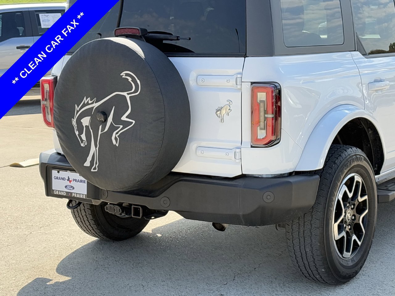 Certified 2023 Ford Bronco Outer Banks AWD/4WD image 9
