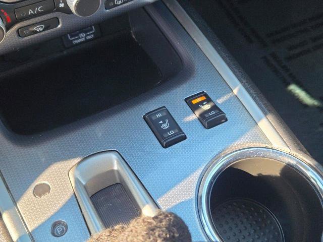 Used 2018 Nissan Pathfinder SL w/ Midnight Edition Package image 32