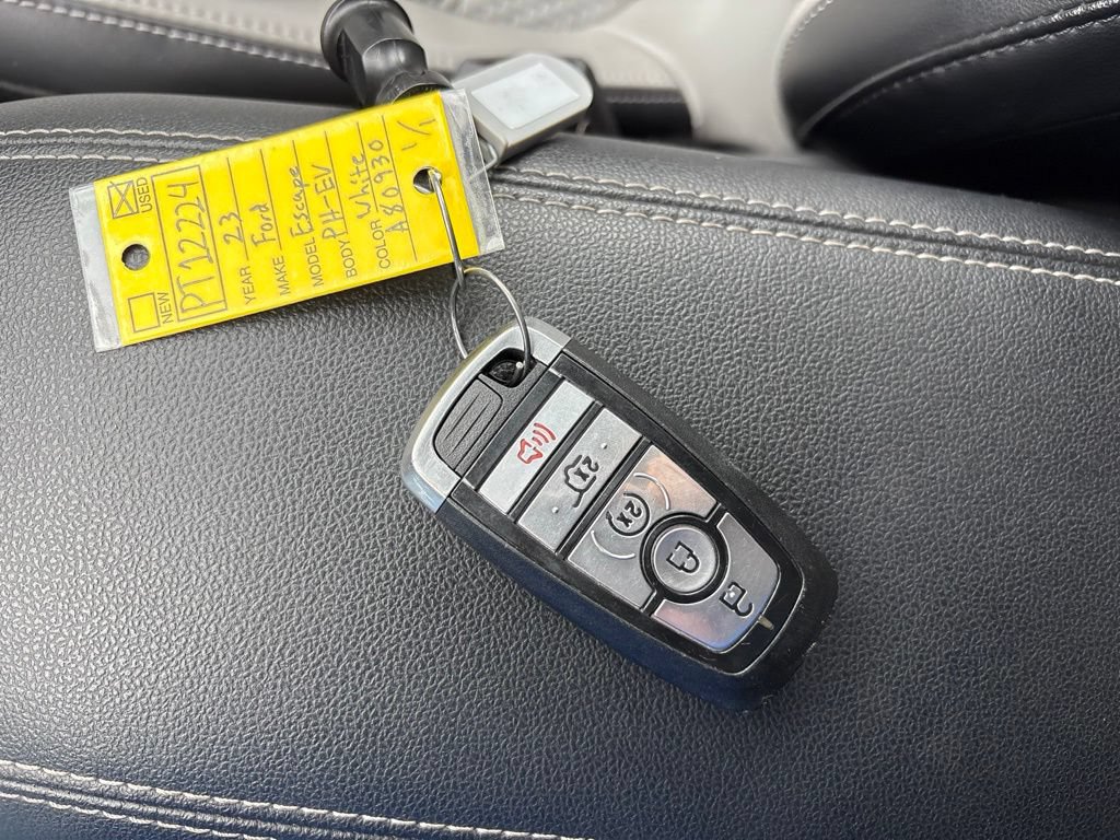 Certified 2023 Ford Escape SE FWD image 12