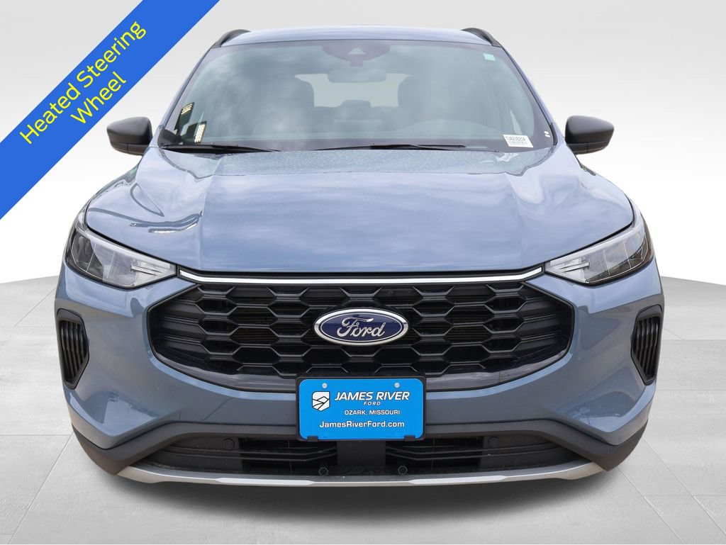 Certified 2025 Ford Escape ST-Line w/ Cold Weather Package AWD/4WD image 8