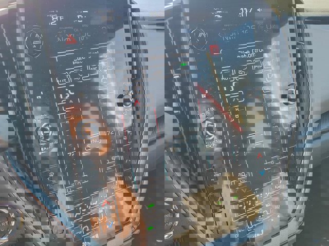 Used 2024 Subaru Crosstrek 2.5i Wilderness w/ Crosstrek Mirror Package image 20