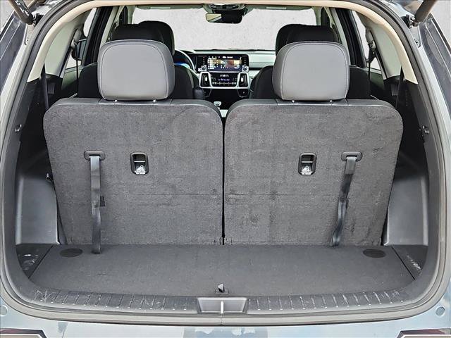 Used 2023 Kia Sorento SX AWD/4WD image 6