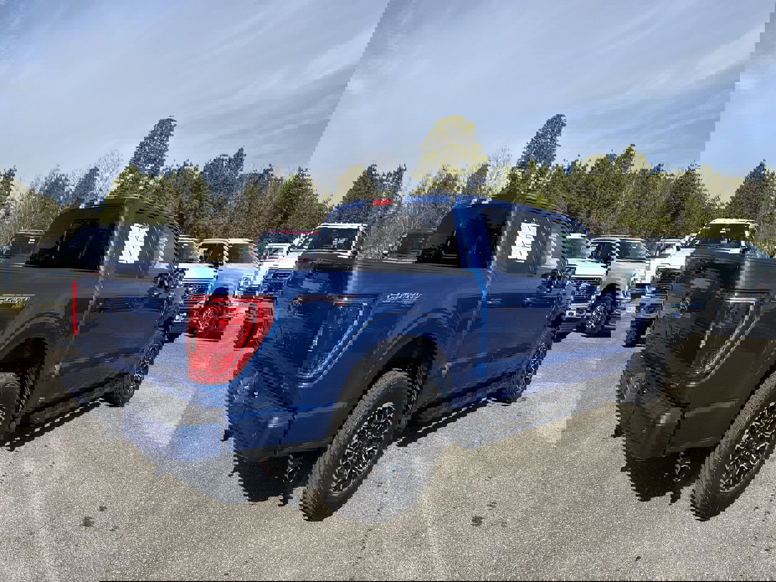 Certified 2022 Ford F150 XLT w/ Equipment Group 302A High image 4