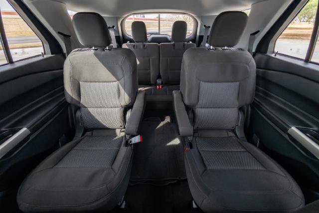 Certified 2023 Ford Explorer XLT RWD image 17