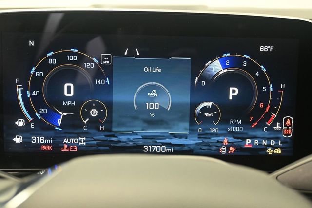 Used 2025 Chevrolet Suburban Z71 AWD/4WD image 10
