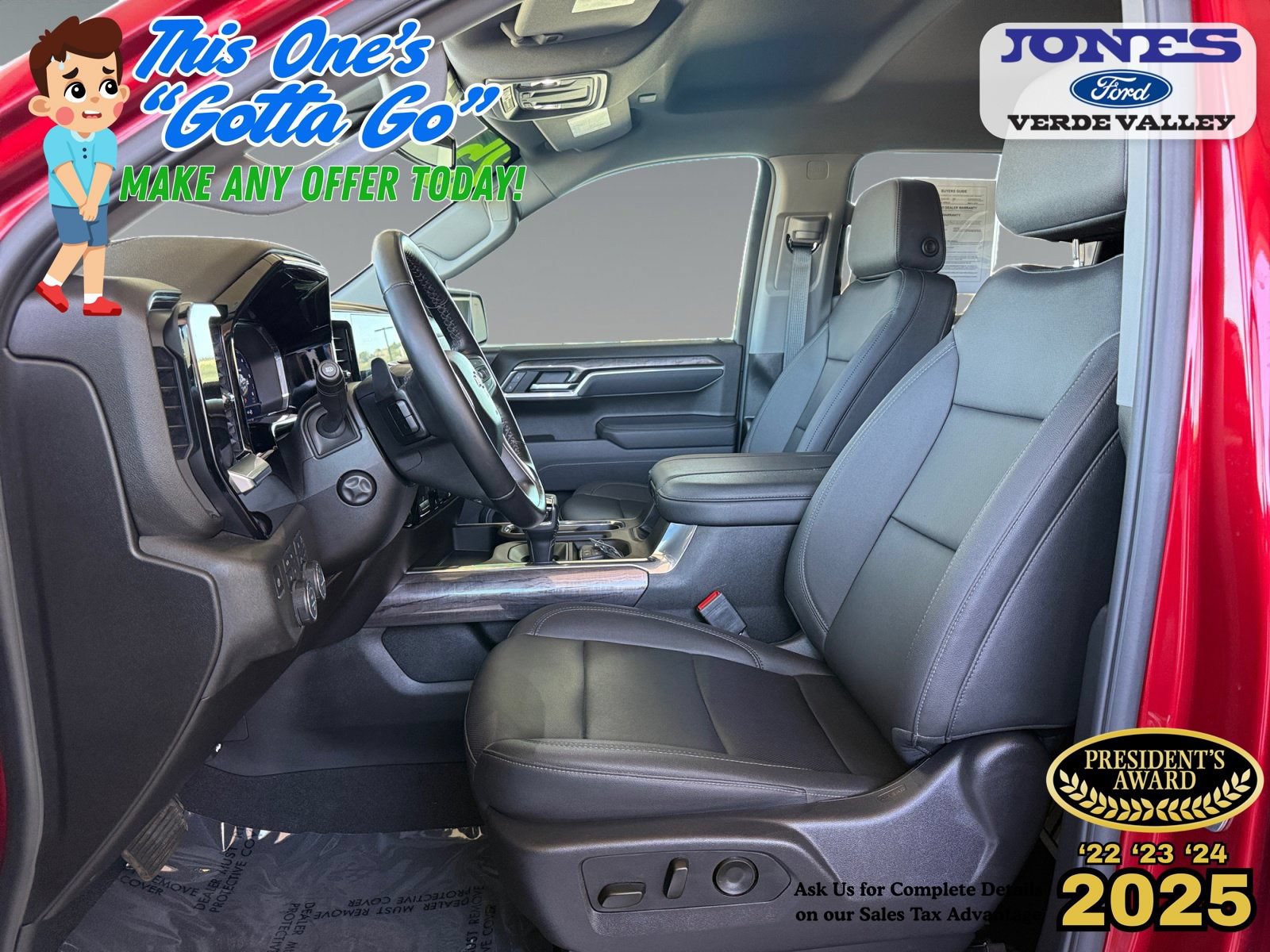 Used 2025 Chevrolet Silverado 1500 LTZ w/ Z71 Off-Road Package AWD/4WD image 12