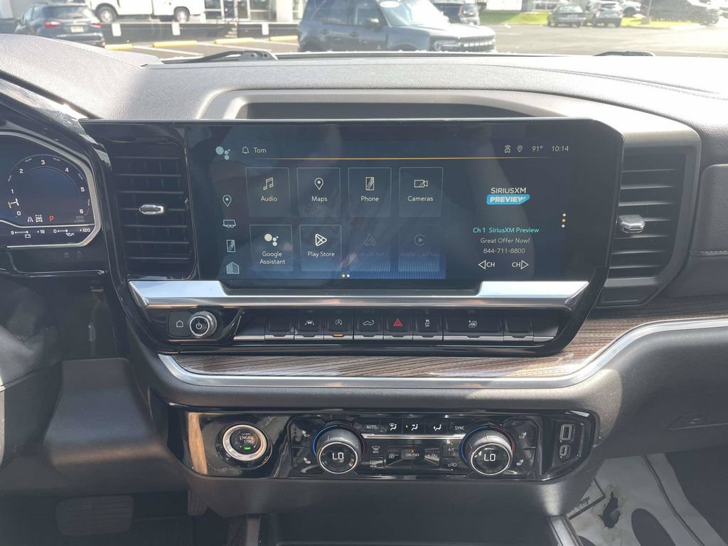Used 2022 Chevrolet Silverado 1500 LT AWD/4WD image 22