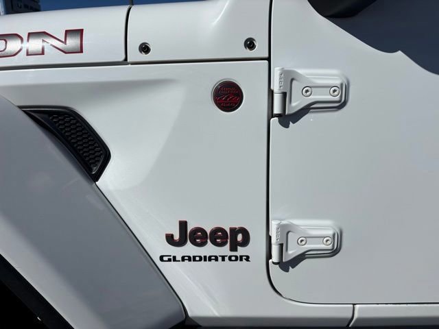 Used 2022 Jeep Gladiator Rubicon w/ Safety Group image 10