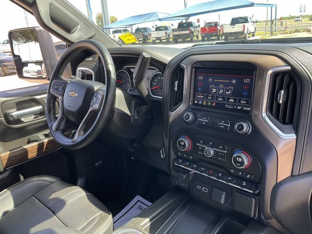 Used 2023 Chevrolet Silverado 2500 High Country w/ Safety Package II AWD/4WD image 28