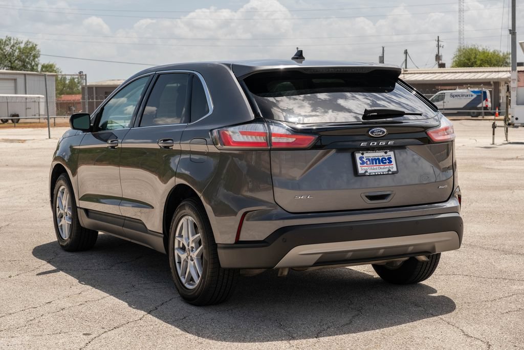 Certified 2024 Ford Edge SEL AWD/4WD image 6