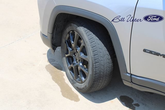 Used 2022 Jeep Compass Latitude w/ Sun and Sound Group FWD image 9