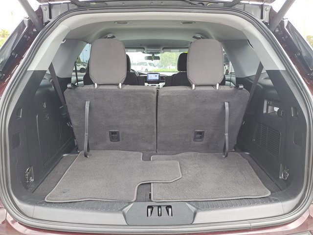 Certified 2022 Ford Explorer XLT image 11