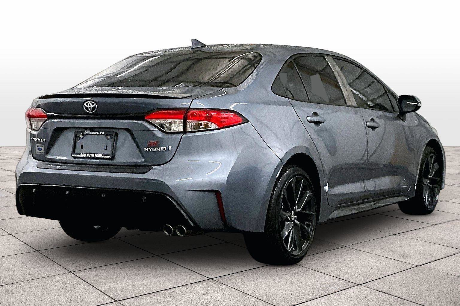 Used 2024 Toyota Corolla SE image 11