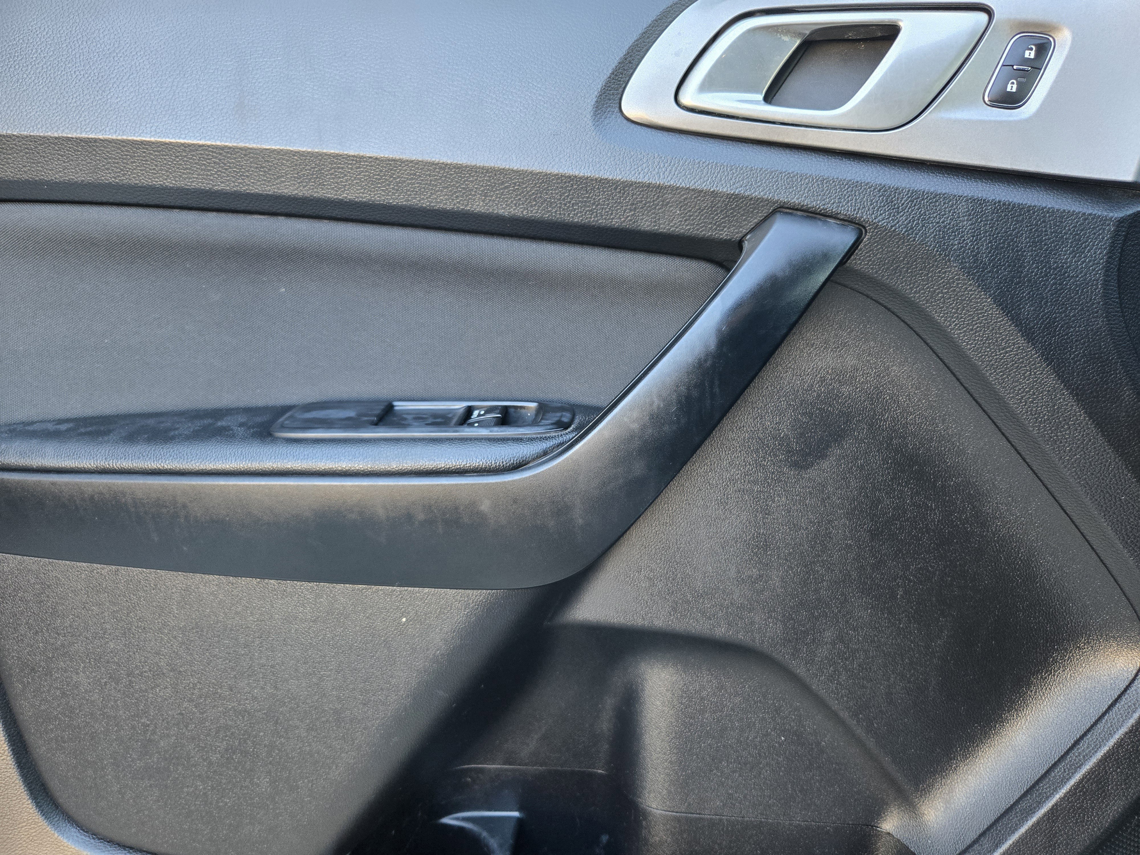 Certified 2019 Ford Ranger XL w/ Equipment Group 101A Mid image 17