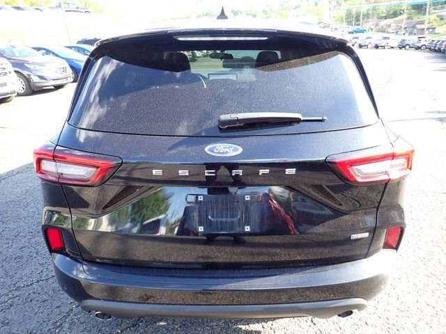 Certified 2023 Ford Escape ST-Line w/ Equipment Group 301A FWD image 5