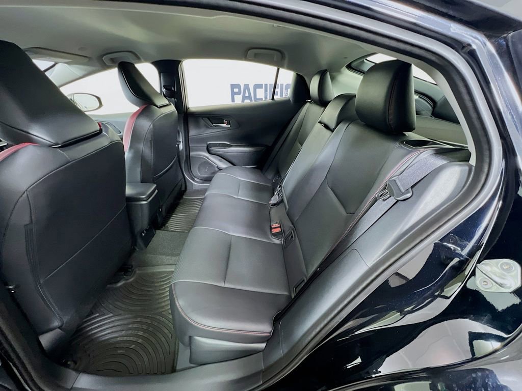 Used 2024 Toyota Prius Prime Premium image 26