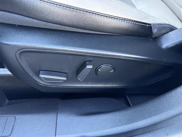 Certified 2020 Ford Escape Titanium image 20