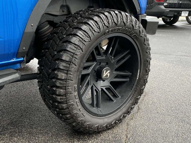 Certified 2022 Ford Bronco Black Diamond image 11