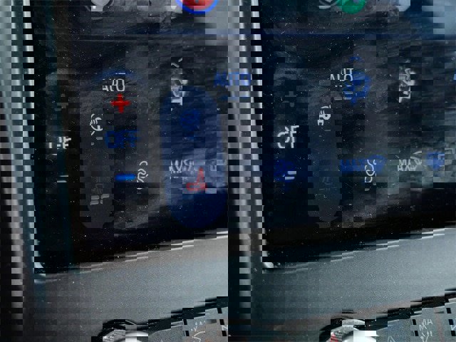 Certified 2023 Ford Edge SEL w/ Convenience Package image 23