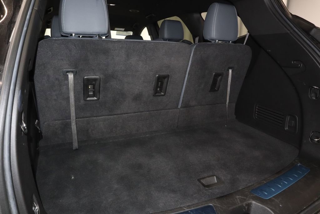 Used 2023 Buick Enclave Essence FWD image 18