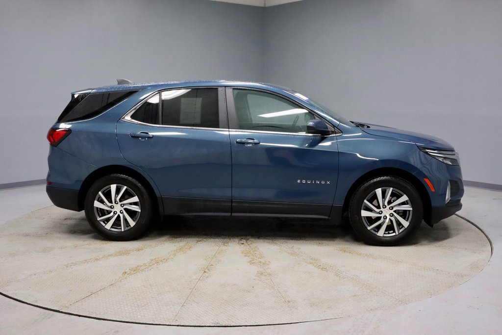 Used 2024 Chevrolet Equinox LT w/ LPO, Floor Liner Package image 6