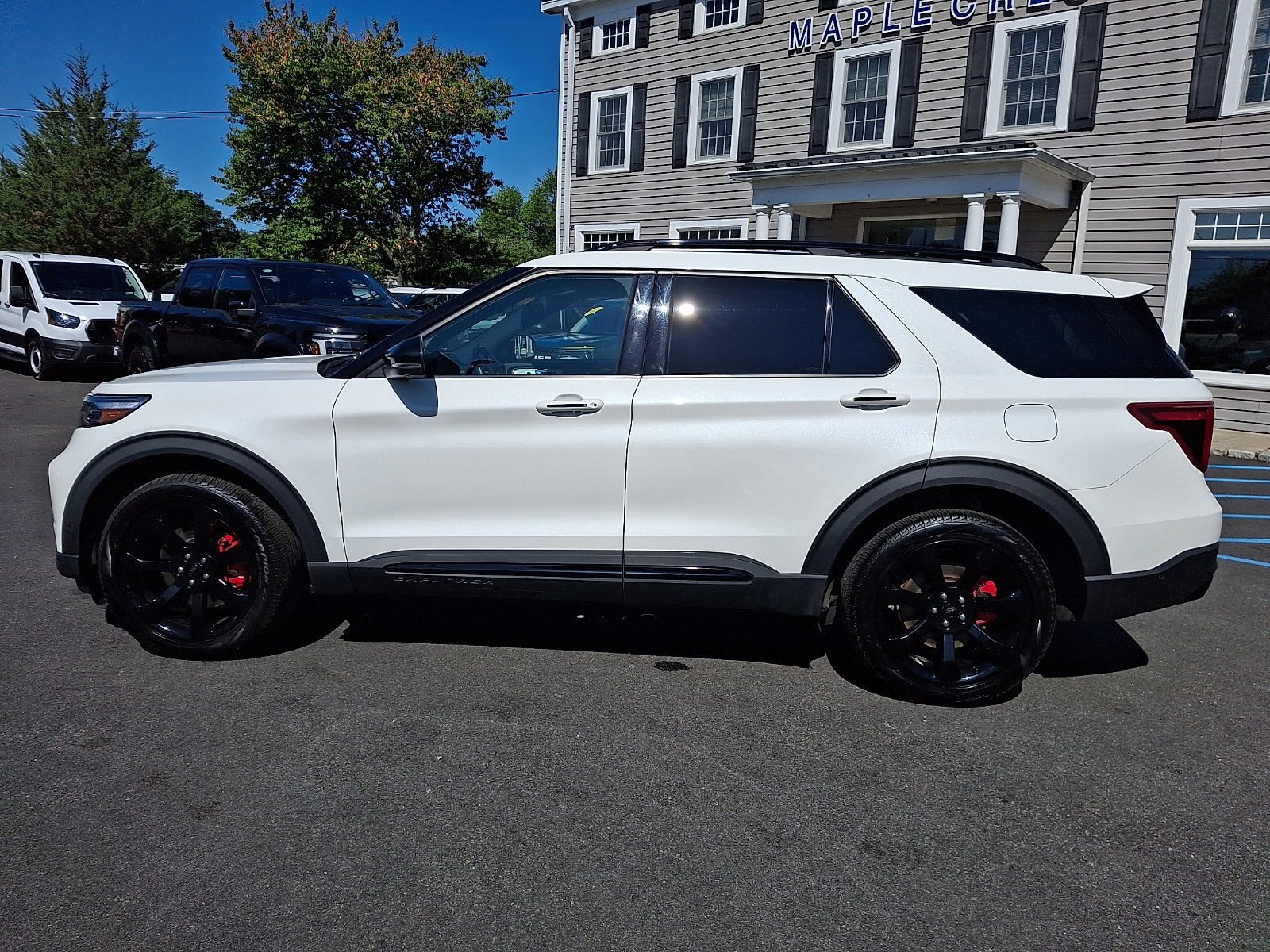Certified 2020 Ford Explorer ST w/ ST Street Pack AWD/4WD image 8