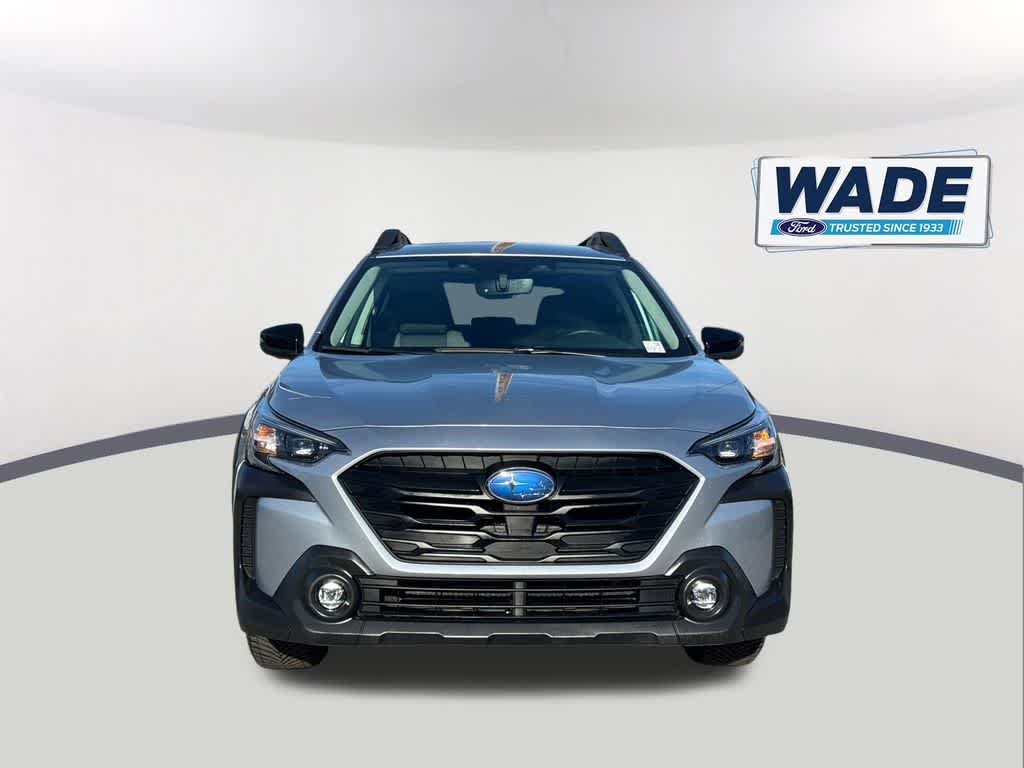 Used 2023 Subaru Outback Onyx Edition image 2