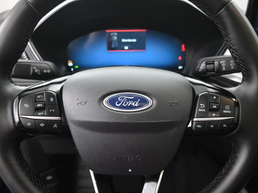 Certified 2025 Ford Escape Platinum w/ Premium Technology Package image 20