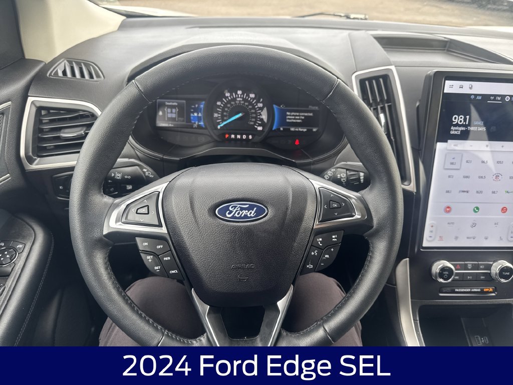 Certified 2024 Ford Edge SEL w/ Sport Appearance Package AWD/4WD image 19