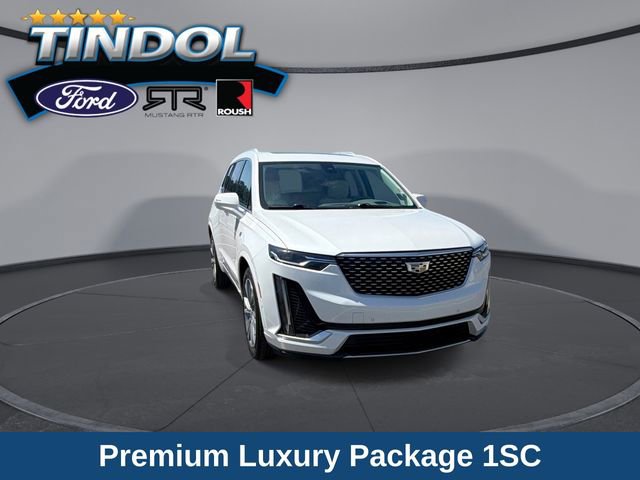 Used 2020 Cadillac XT6 Premium Luxury FWD image 2