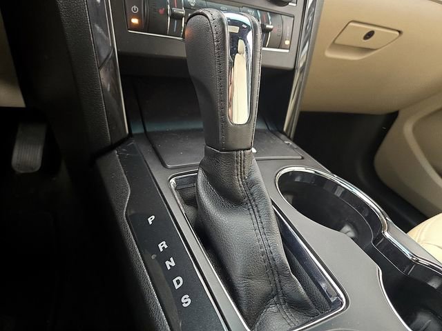 Certified 2017 Ford Explorer XLT w/ Equipment Group 202A FWD image 15
