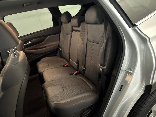 Used 2020 Hyundai Santa Fe SE FWD image 31