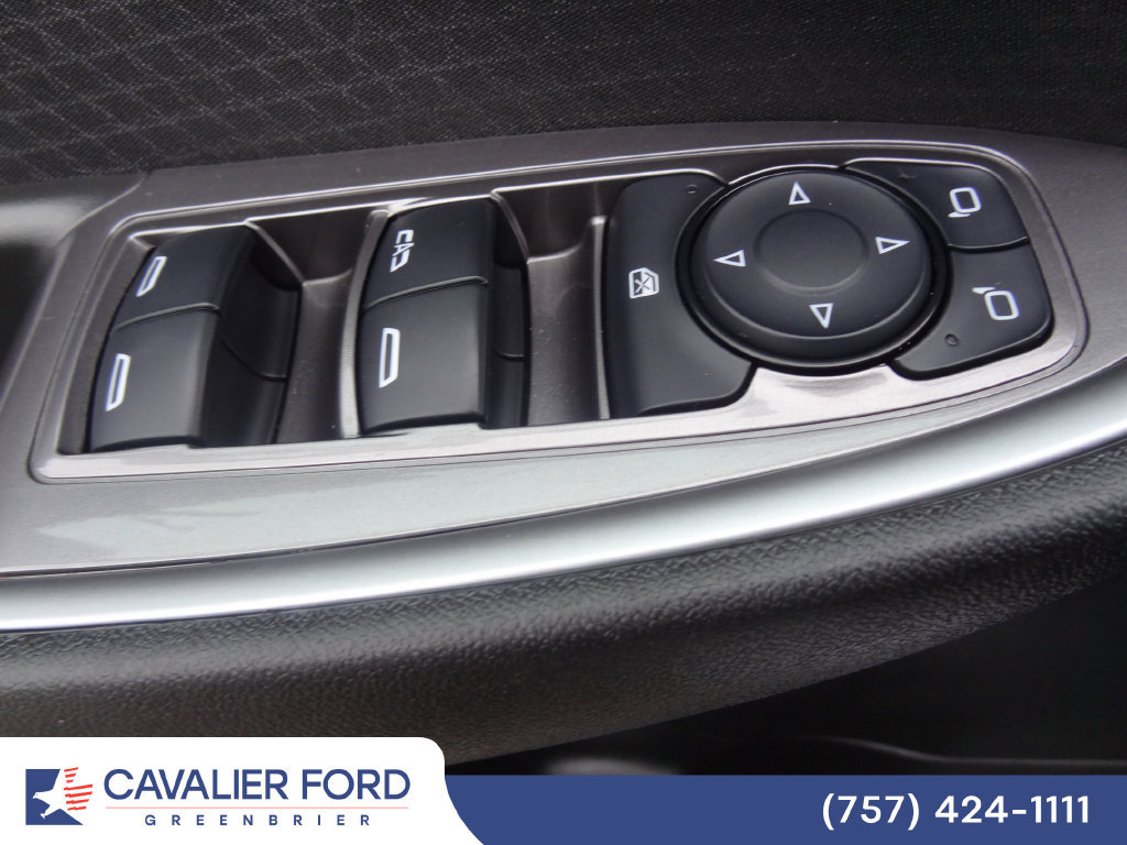 Used 2025 Chevrolet Malibu LT FWD image 13