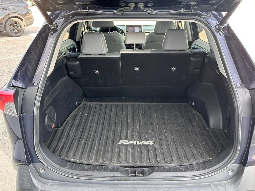 Used 2021 Toyota RAV4 Limited AWD/4WD image 16
