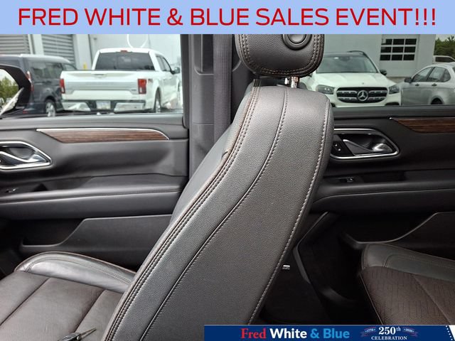 Used 2021 Chevrolet Suburban High Country AWD/4WD image 17