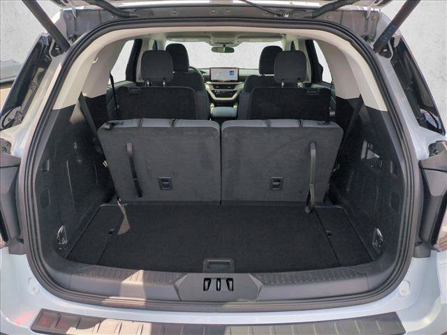Certified 2025 Ford Explorer Active RWD image 6