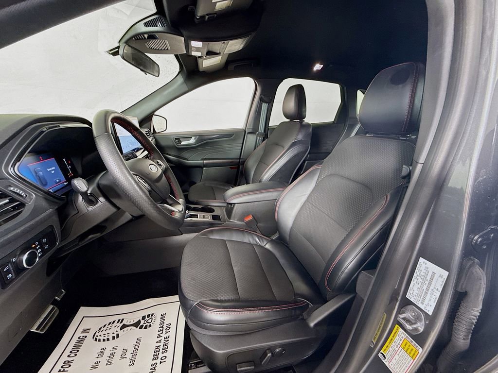 Certified 2023 Ford Escape ST-Line w/ Equipment Group 301A image 21