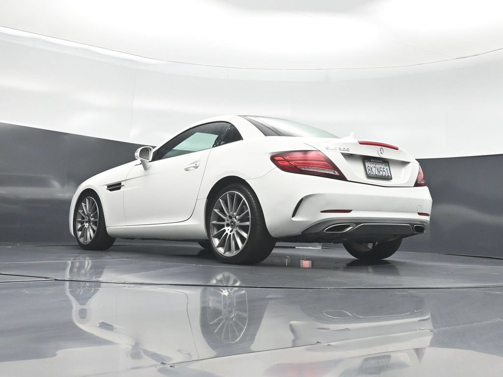 Used 2017 Mercedes-Benz SLC 300 image 45