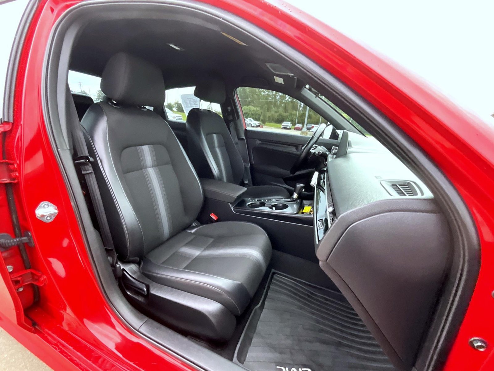 Used 2023 Honda Civic Sport image 17