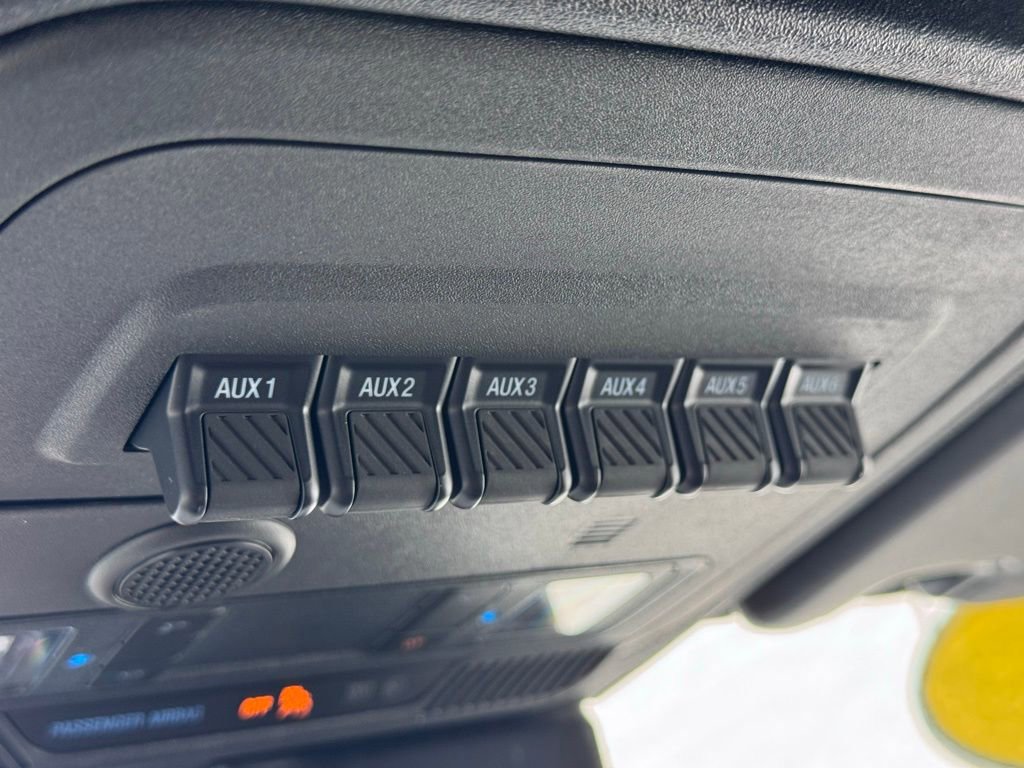 Certified 2023 Ford Bronco Wildtrak AWD/4WD image 35