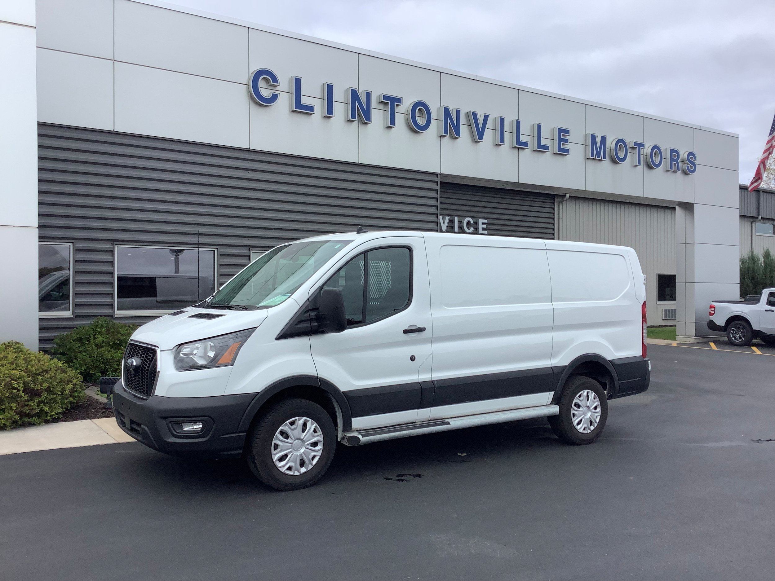 Certified 2024 Ford Transit 250 Low Roof w/ Exterior Upgrade Package RWD image 1