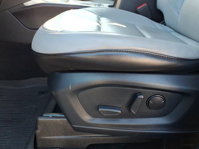 Certified 2021 Ford Explorer XLT w/ Equipment Group 202A AWD/4WD image 16
