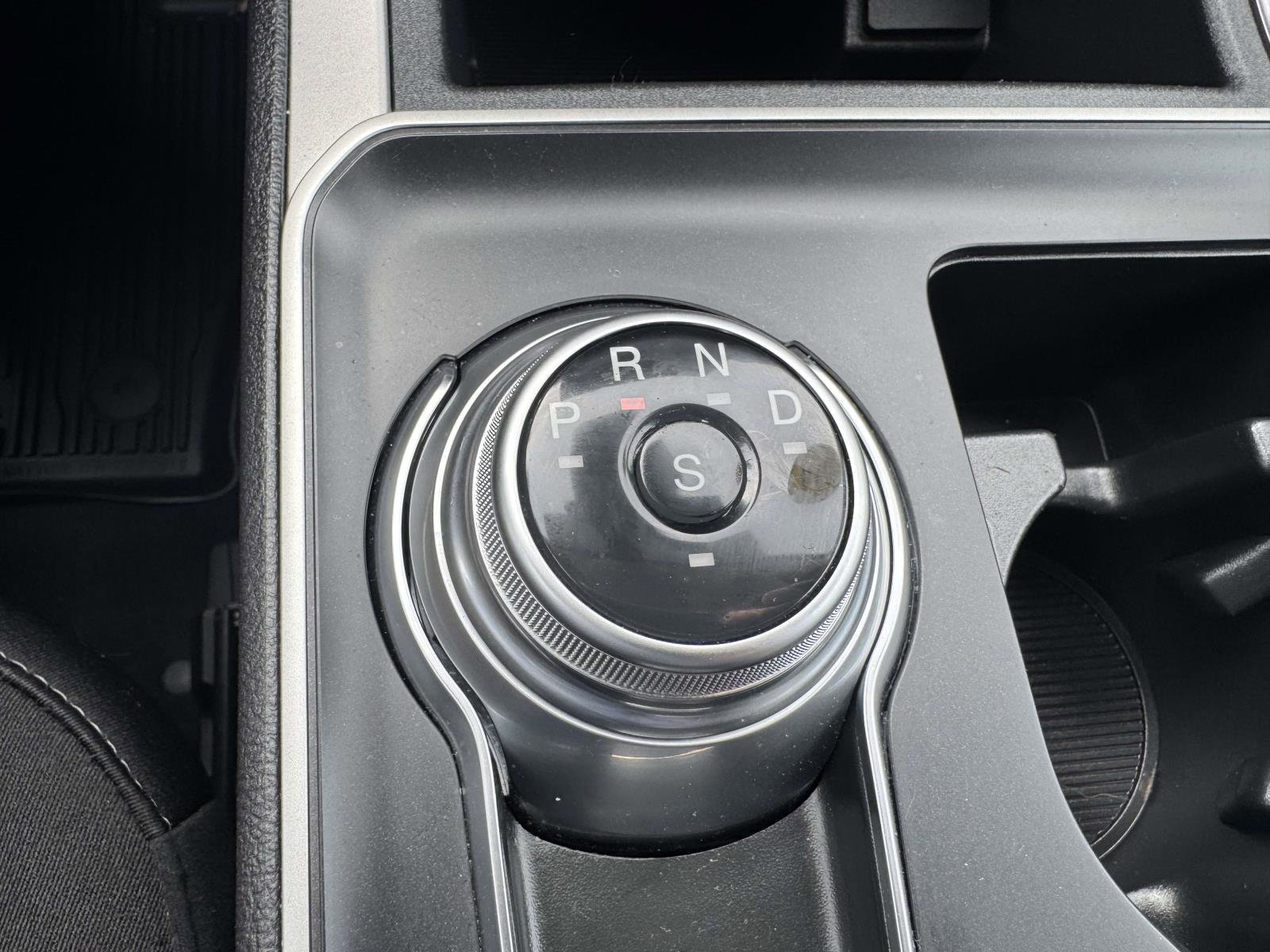 Certified 2024 Ford Edge SE image 35